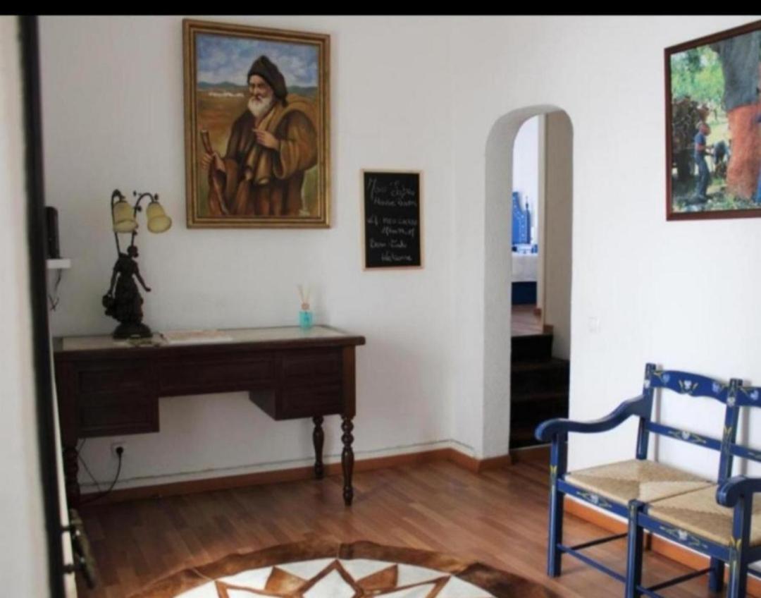 Mont' Sobro Hostel Evora Bagian luar foto